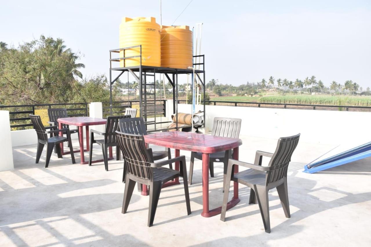 Coconut Homestay Hampi Exterior foto